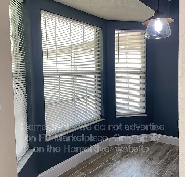 4021 NE 6th Ct — Photo 8