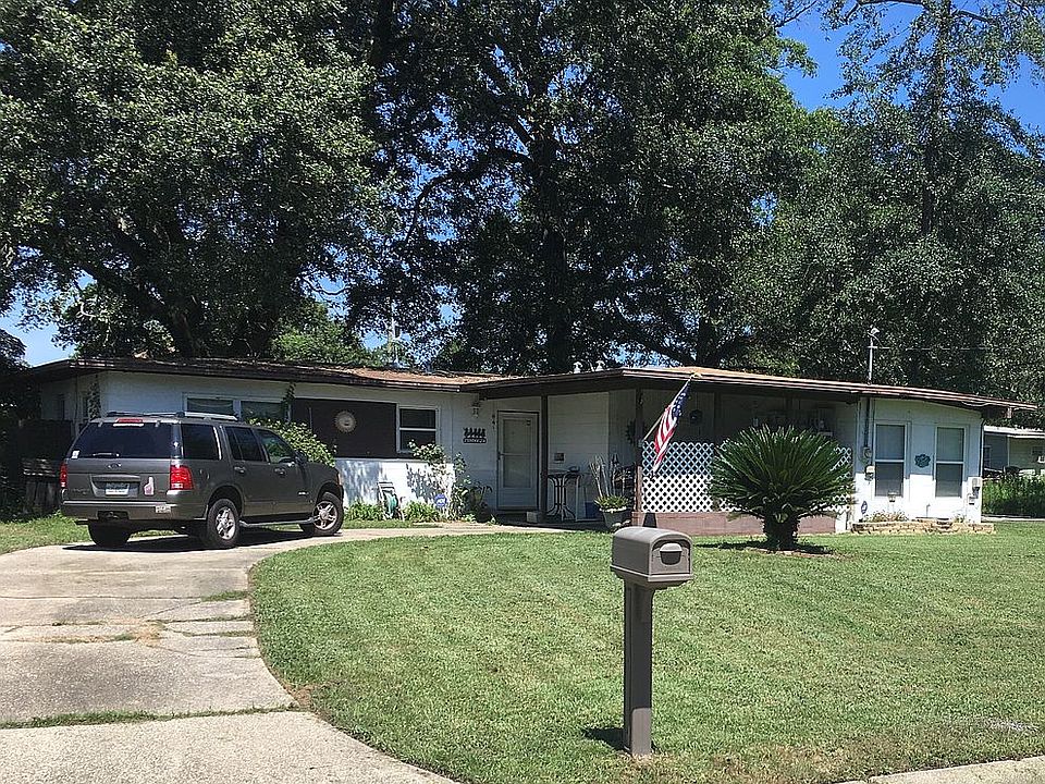 2nd image of 17 Feldor Dr