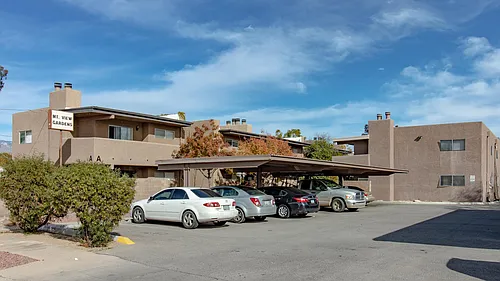 1646 N Mountain View Ave Photo 1
