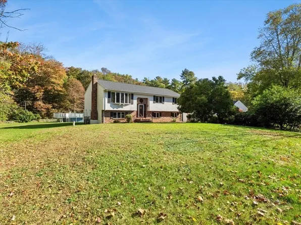 523 Tremont St, Taunton, MA 02780