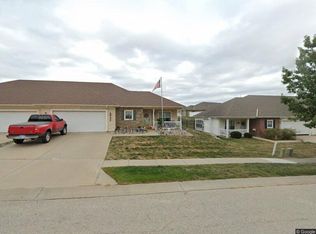 2205 N 114th Ter, Kansas City, KS 66109