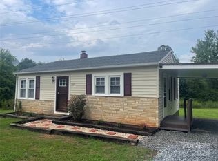 1326 Southhaven Dr, Lenoir, NC 28645