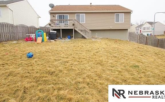 3rd image of 15840 Cottonwood St