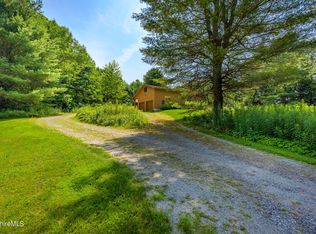 6 Lime Rock Ln, Monterey, MA 01245