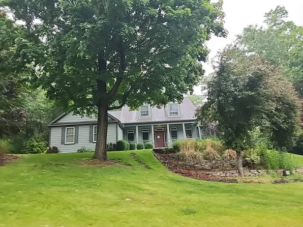 3695 W Primilia Ln, Jackson, MI 49201