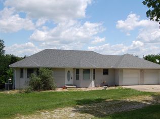 147 Walnut Springs Dr, Cape Fair, MO 65624