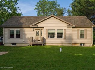 2350 Gilbert Rd, Lansing, MI 48911