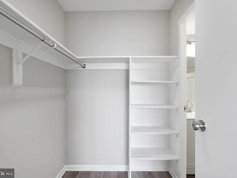 5340 Holmes Run Pkwy #1503 — Photo 17