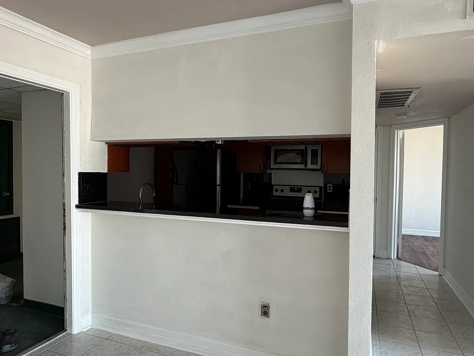 2 bed, 780 sqft, $1,200 — Photo 4
