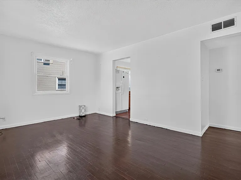 4507 Silver Ln — Photo 4