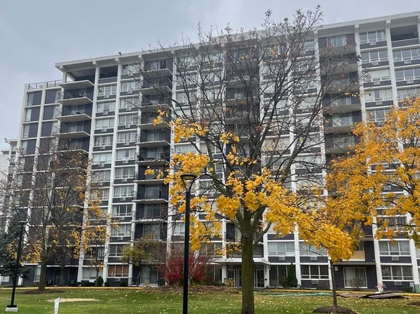 8801 W Golf Rd APT 4D, Niles, IL 60714