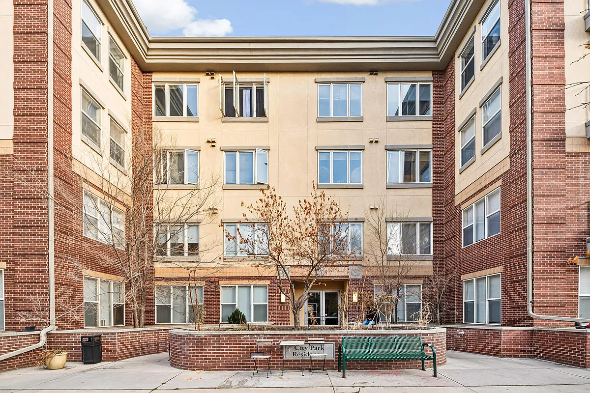 Building Photo - City Park Residences