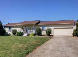 153 Cove Gap Rd, Statesville, NC 28625