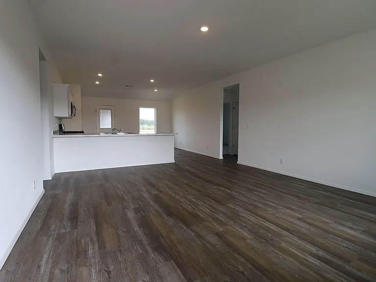 16425 S 87th East Ave — Photo 3
