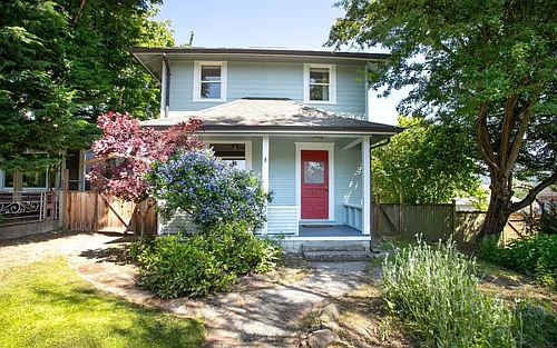2526 Moore St Photo 1