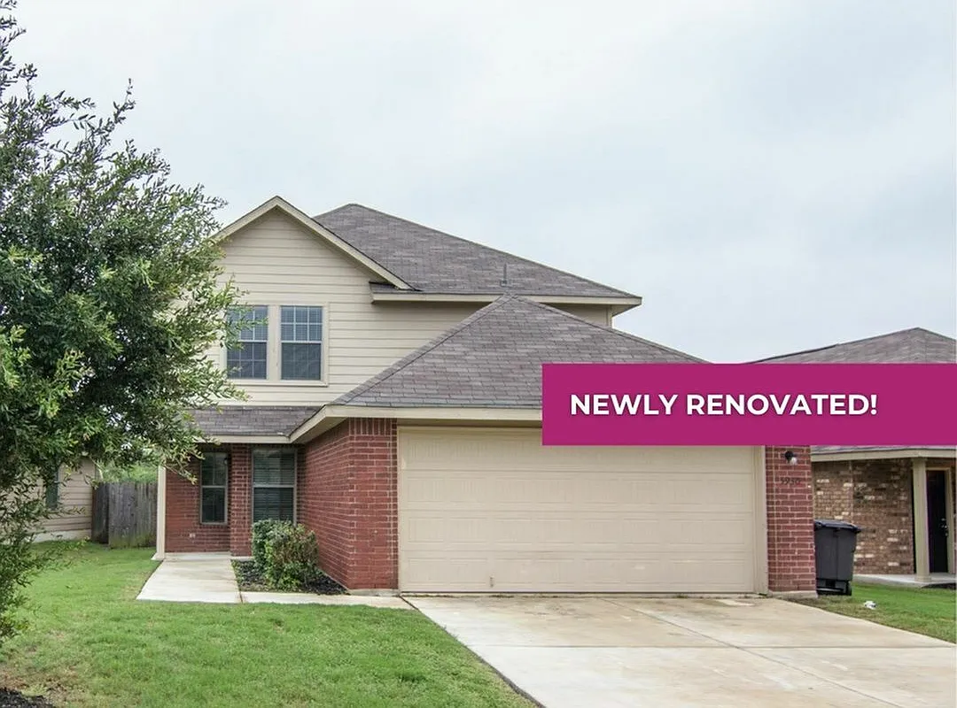 Enclave at Northeast Crossing — Photo 1