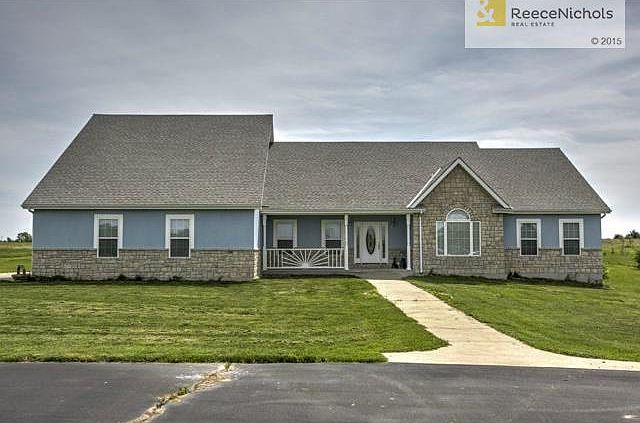 Like new custom build home offers over 4000+ sq feet of living s