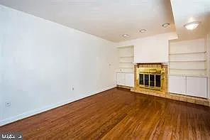 2 bed, 1.0 bath, 1200 sqft, $1,850 — Photo 2