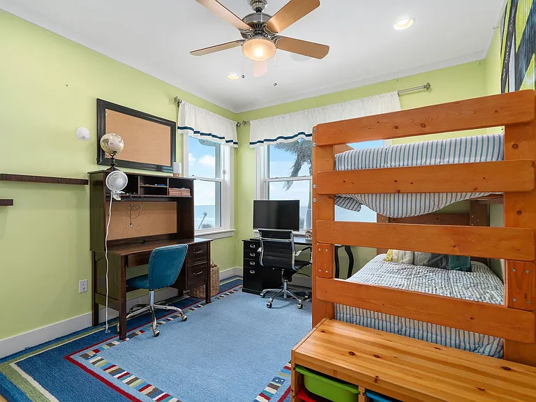 1205 Gulf Way St — Photo 33