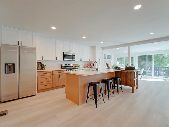 5th image of 14911 Espola Rd