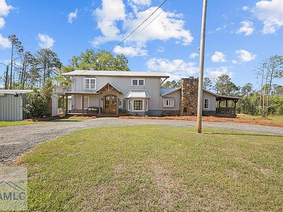 5th image of 3812 Spring Branch Rd