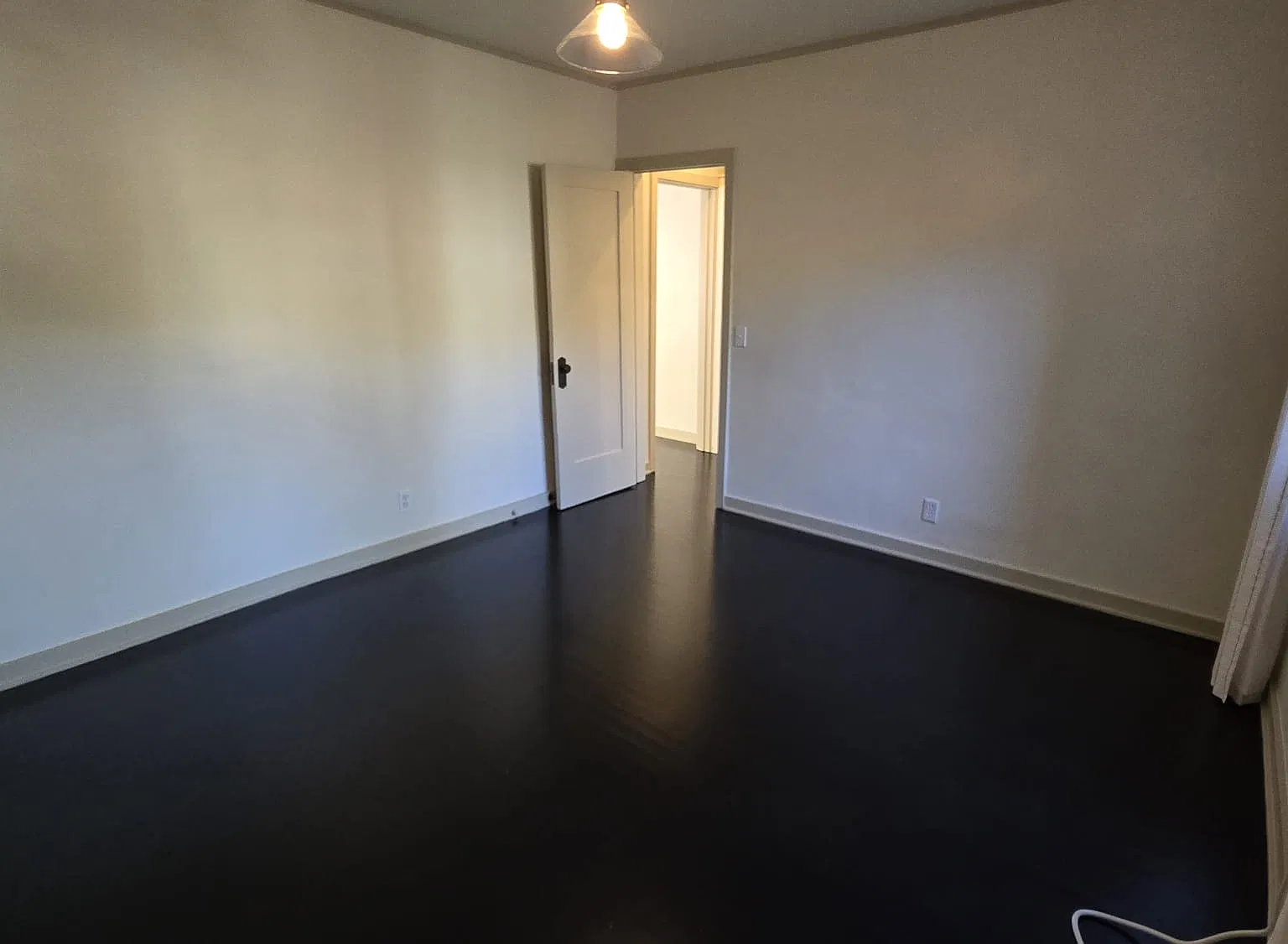 1 bed, 650 sqft, $2,500 — Photo 2