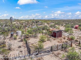 25310 S Enchanted Valley Rd, Tucson, AZ 85739