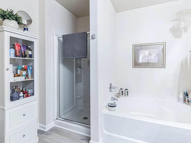 9598 Walkers Glen Dr — Photo 19