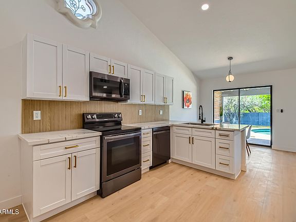 4th image of 15258 N DELRAY Drive