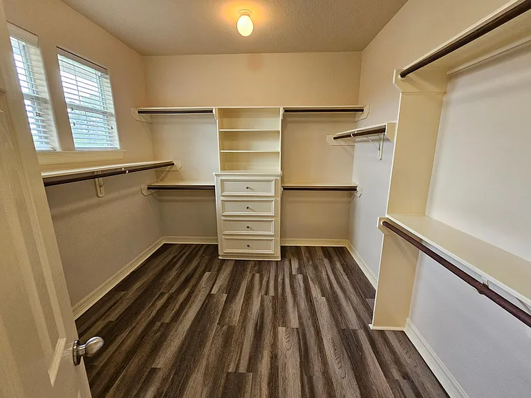 503 Birdsong Dr — Photo 37