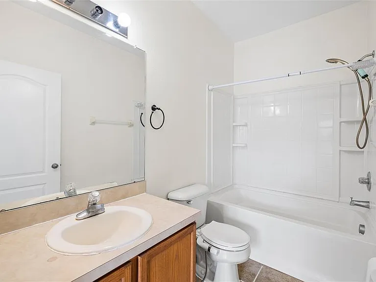 15849 Fishhawk View Dr — Photo 16