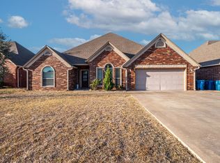 831 Great Oaks Dr, McAlester, OK 74501