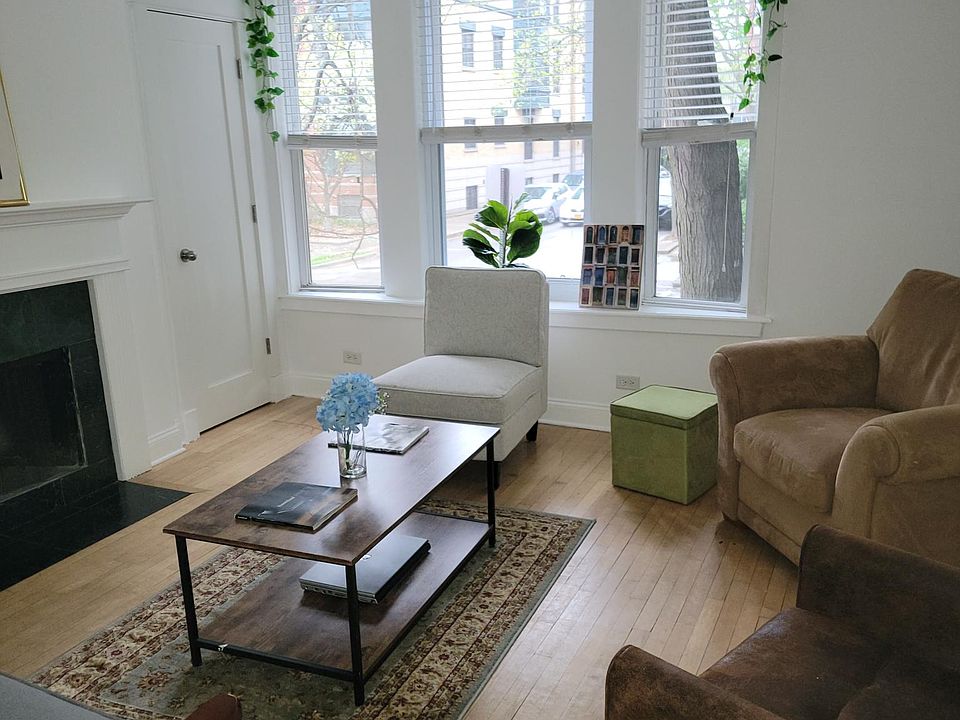 1st image of 561 W Arlington Pl #1