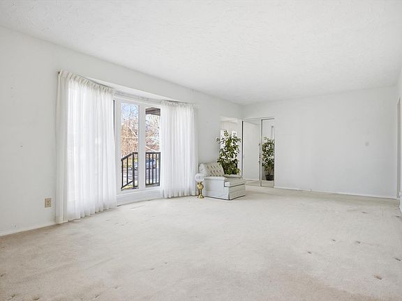 4th image of 10667 65th St NW