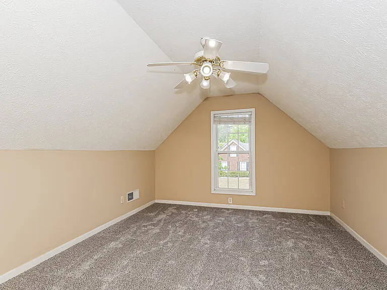 22 Tillbrook Trl — Photo 13