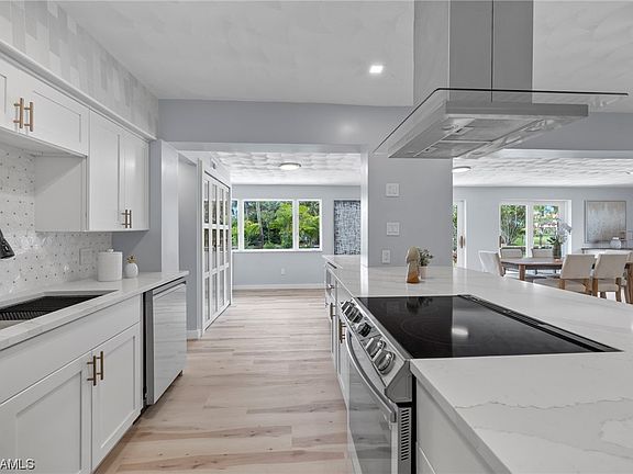 5th image of 1110 Vesper Dr