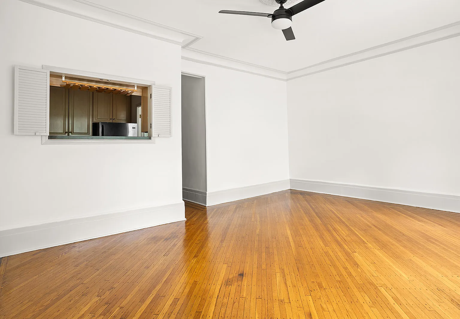 880 Carroll Street — Photo 2