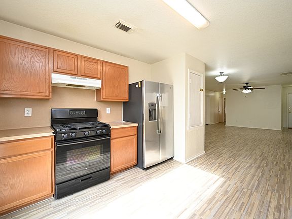 5th image of 12518 Sterlingstone Dr
