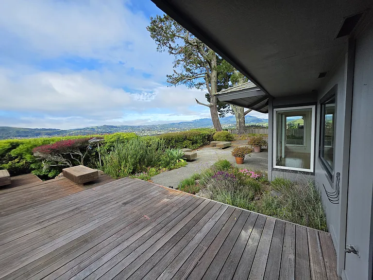 118 Hacienda Dr — Photo 72