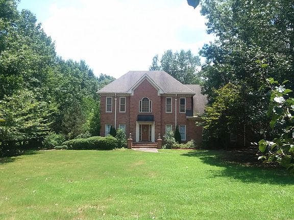 2nd image of 110 Antebellum Way