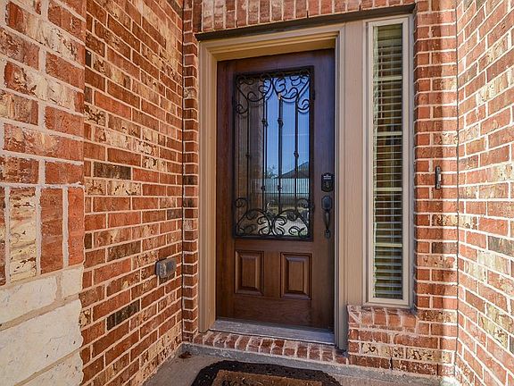 3rd image of 20726 Blue Flagstone Ln