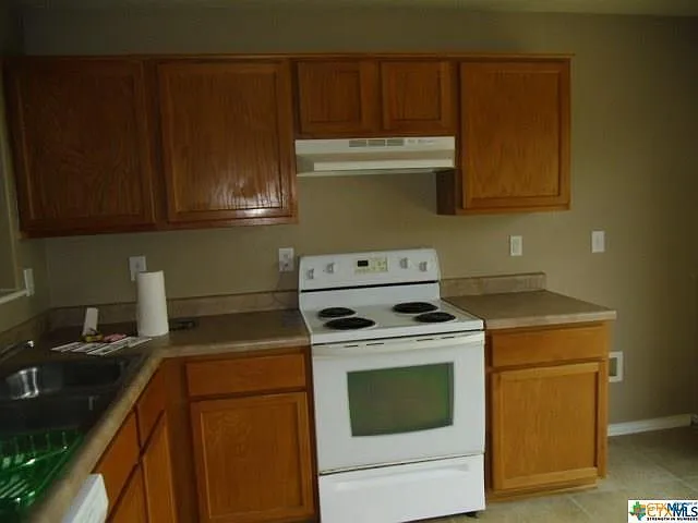 2 bed, 940 sqft, $1,450 — Photo 3