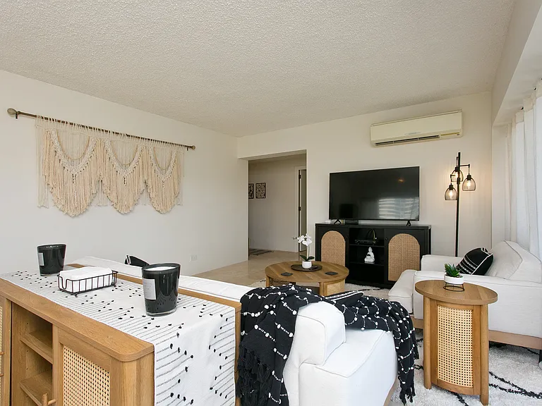 2015 Ala Wai Blvd #9C — Photo 6