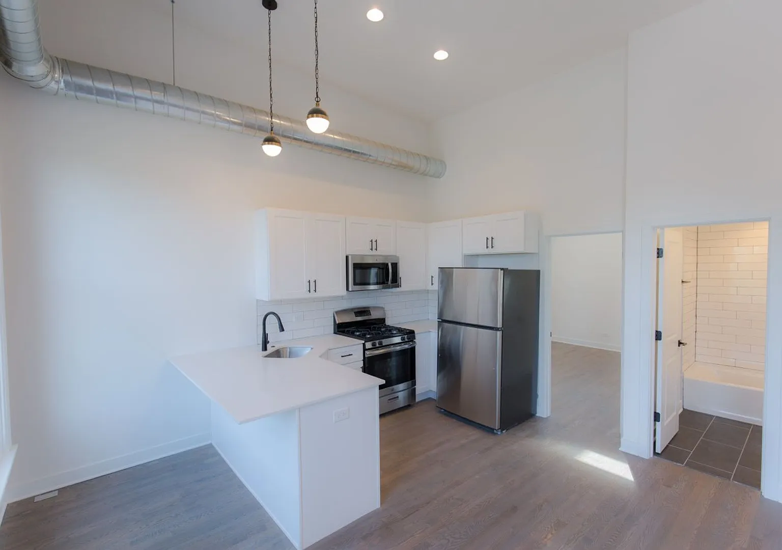415 North — Photo 2