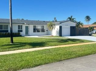 2120 NW 117th Ter, Pembroke Pines, FL 33026