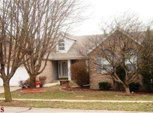 5818 Brookstone Terrace Dr, Saint Louis, MO 63129