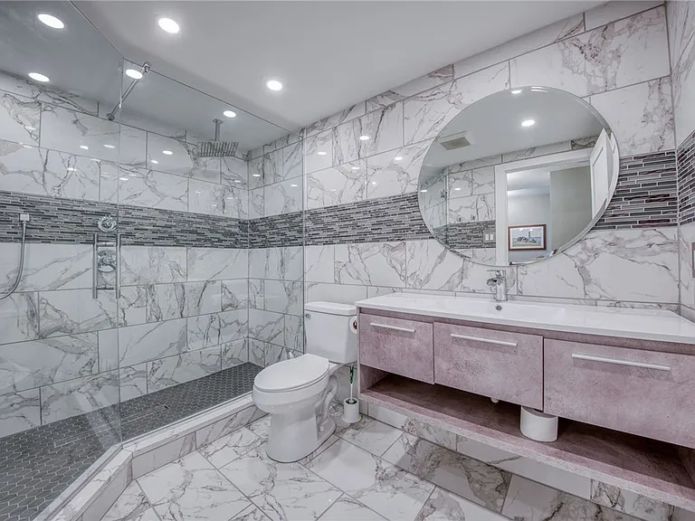 320 Fort Duquesne Blvd #4E — Photo 28