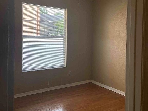 4th image of 7830 Saint Andrews Cir