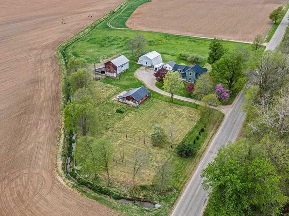31585 Michigan Ave, Leonidas, MI 49066