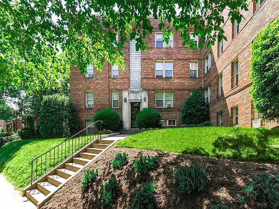 2nd image of 1400 Van Buren St NW #23